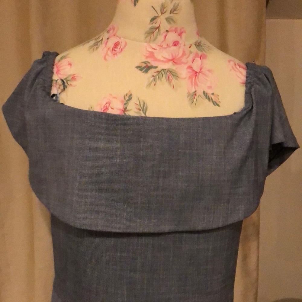 Dress - Picture 3 of 3